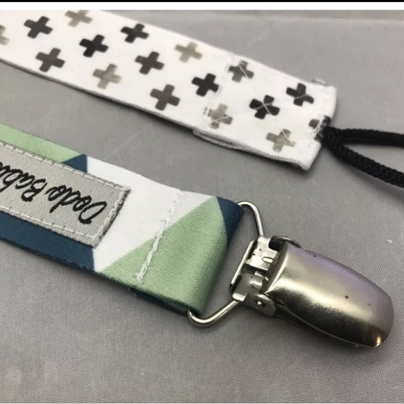 Dodo Babies 👶 Pacifier Clips Brand New 🆕. 2 Pack Pacifer Clips Dishwasher Safe - Picture 11 of 16